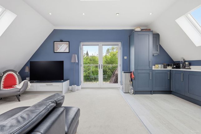 Flat 3, Clive House, Brentwood photo 4