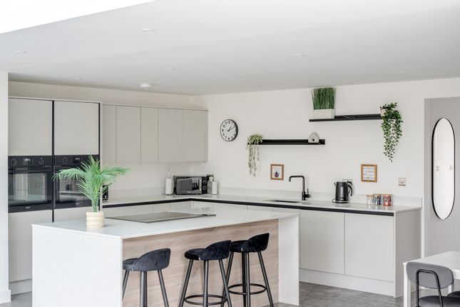 4-bed detached on Stoke House,, Filton Lane, Bristol, £640,000