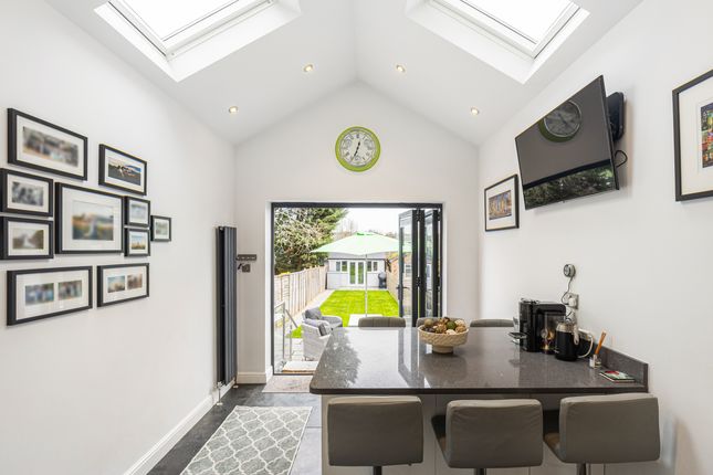 43 Alexandra Road, Kings Langley photo 4