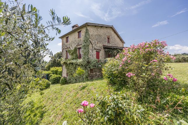 Property for sale in Lucca, Tuscany, Italy