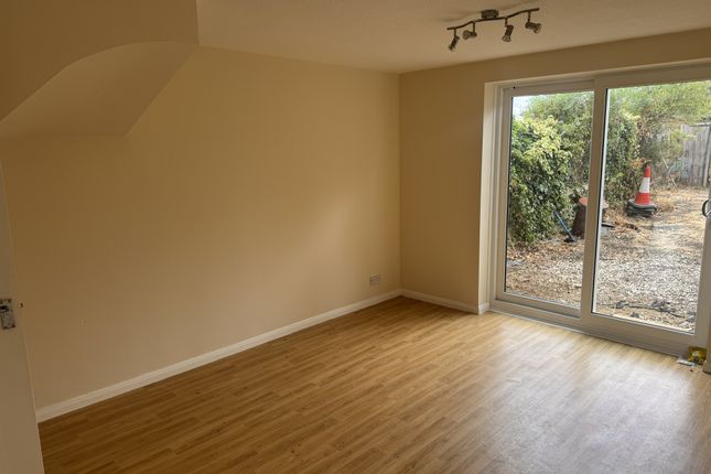 54, Sycamore Drive, Kettering photo 5