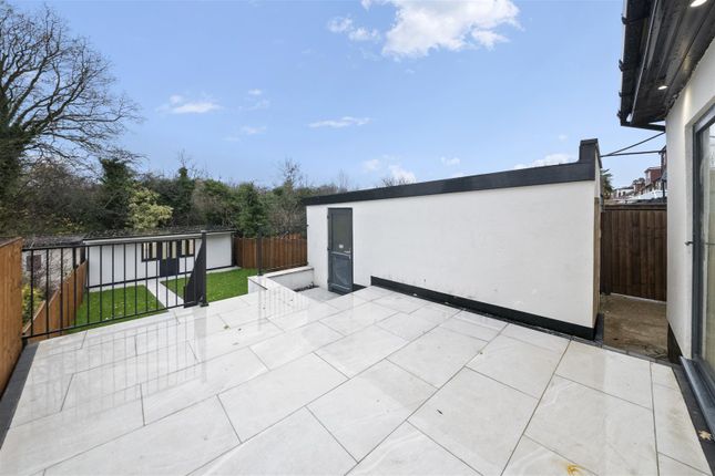 64, The Heights, Northolt photo 4