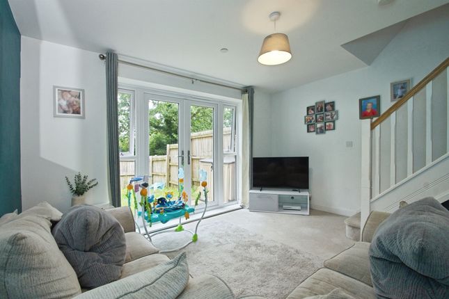 7, Tal Garreg, BRIDGEND photo 3