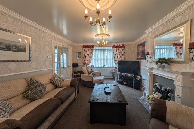 5, Oakwood Drive, Darlington photo 4