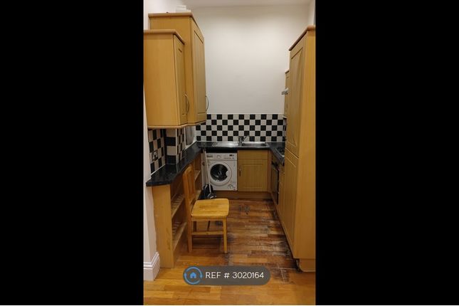 B Landseer Road, Enfield photo 5
