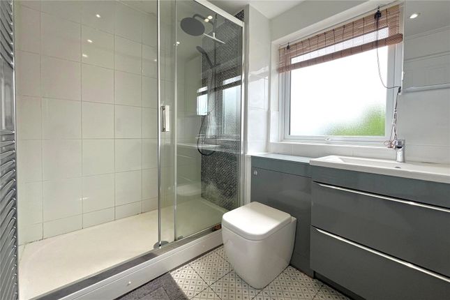 101a, Farnborough Road, Farnham photo 4