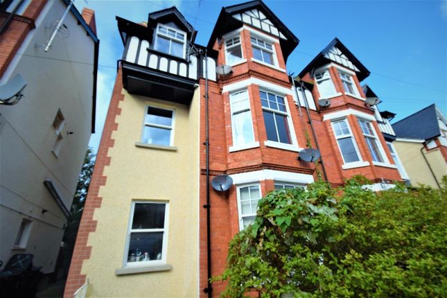 Thumbnail Flat to rent in Lawson Road, Colwyn Bay