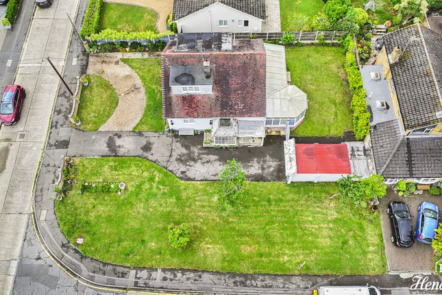 30, Woodlands Road, Hockley photo 2