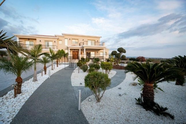 Villa for sale in Anarita, Paphos, Cyprus