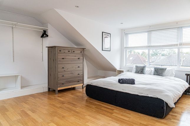 Flat to rent in Reighton Road, London