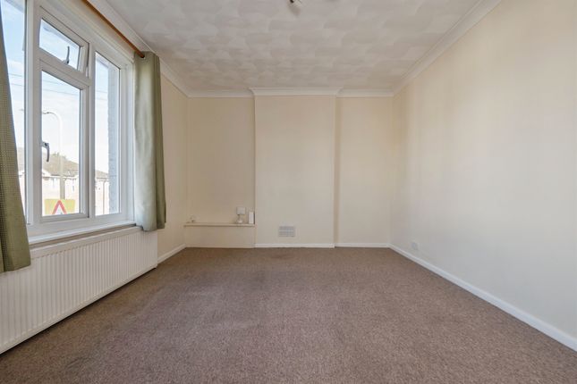 70b, Chamberlayne Road, Eastleigh photo 4