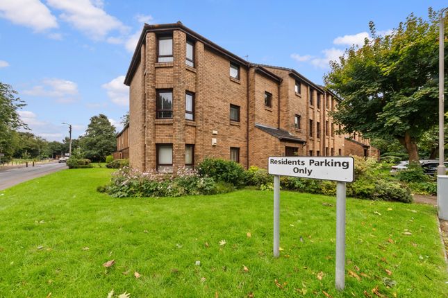 Flat 40, 1 Briarwood Court, Glasgow photo 4