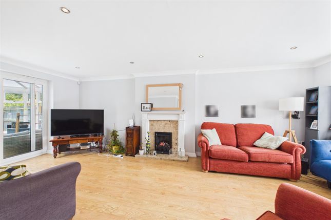 6, Winterdale Close, Newark photo 2