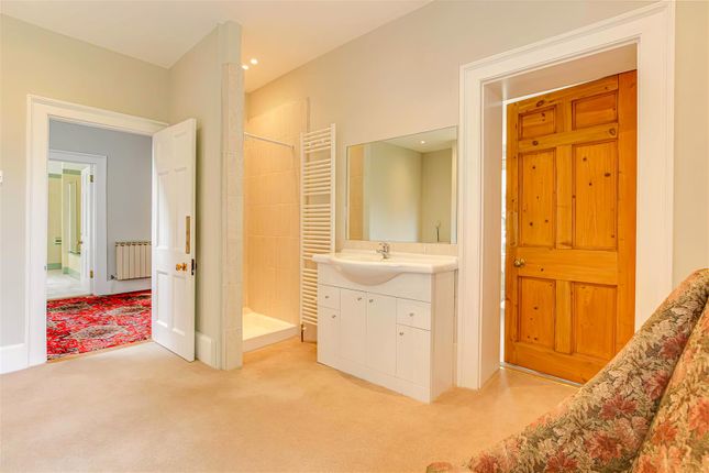 Bedroom 1 Ensuite