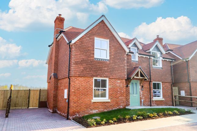 Thumbnail Detached house for sale in Horseshoe Place, Windmill Hill