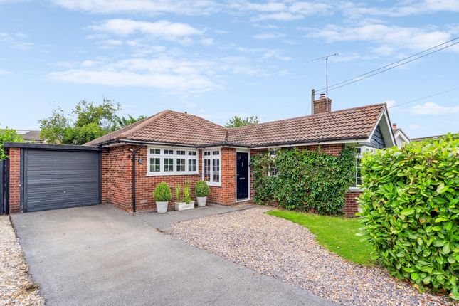 Thumbnail Bungalow for sale in Lydalls Road, Didcot