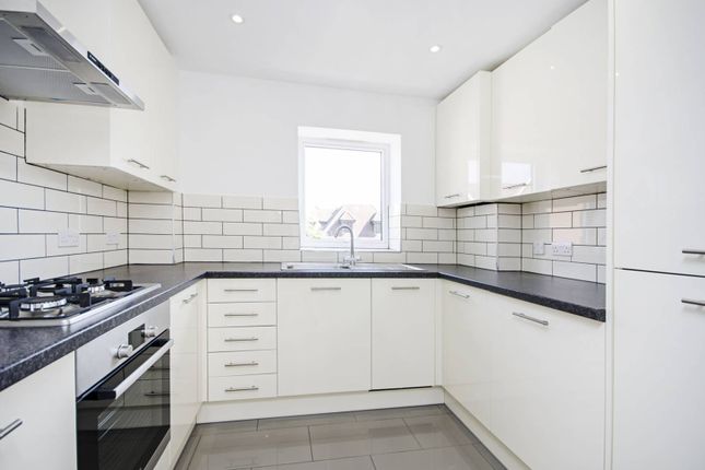 Thumbnail Flat to rent in Tregenna Court, Wembley
