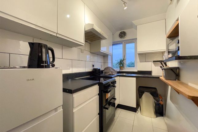 6, Maypole Road, Gravesend photo 4