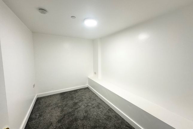 Apartment, Nottingham photo 5