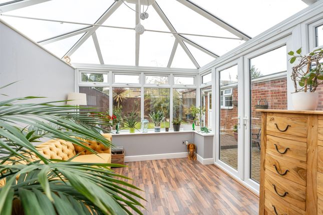 13 Selwyn Drive, Great Yarmouth photo 5
