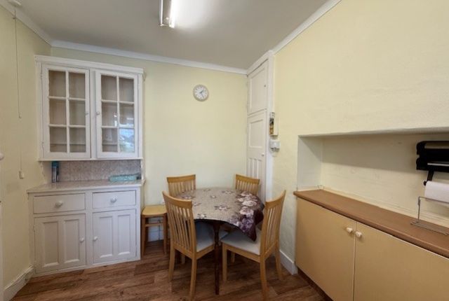477b, Kingsbury Road, London photo 4