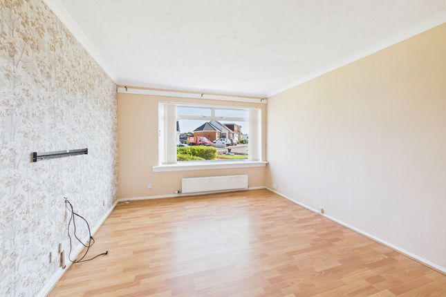 27 Cherrytree Crescent, Larkhall photo 3