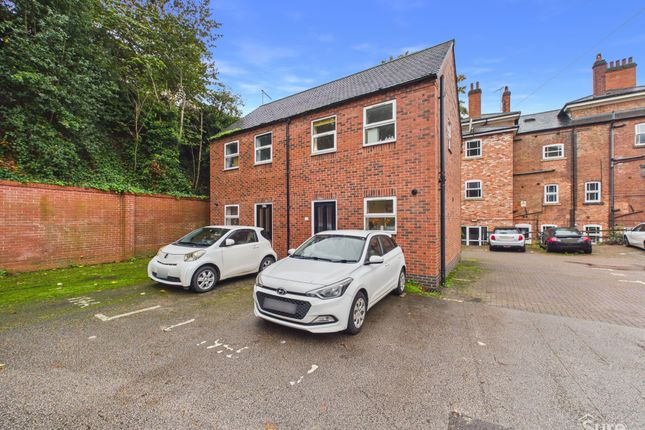 194B Bearwood Hill Road, Burton-On-Trent photo 3