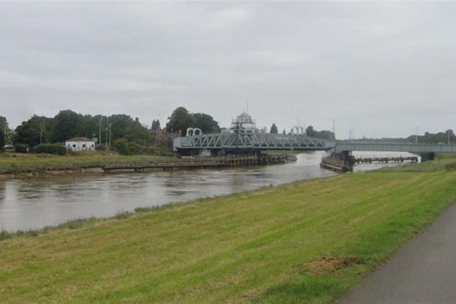 7, Sutton Bridge photo 2