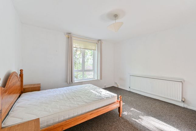 Haselrigge Road, Clapham photo 4