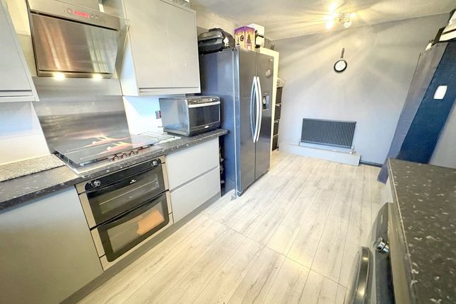 270, Millfield, Poole photo 3