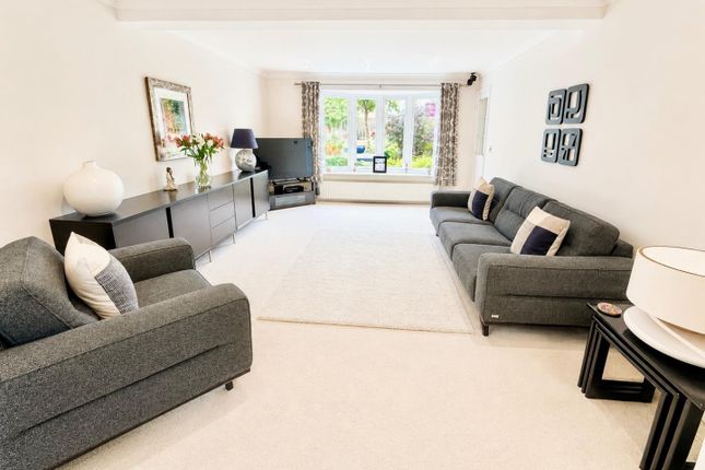 22, Green Leas, Stockton-On-Tees photo 3