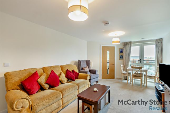15 Whitaker Grange, New Street, Ossett photo 4