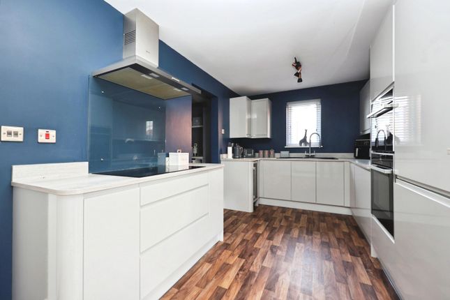 2 Waltham Road, Lincoln, Lincolnshire photo 4