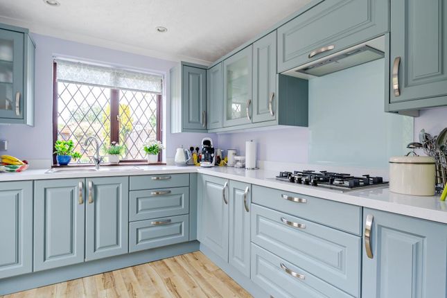 36 HOME CLOSE, Wootton, Abingdon photo 2