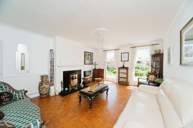 Town house for sale in Michele Close, St. Leonards-On-Sea