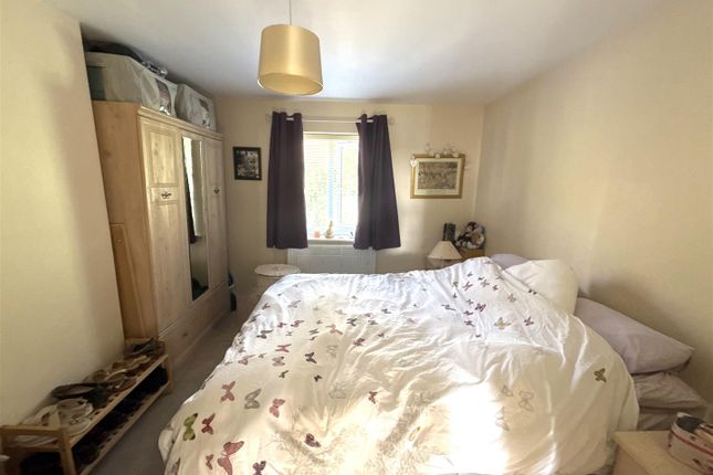 18, Calver Close, Belper photo 4