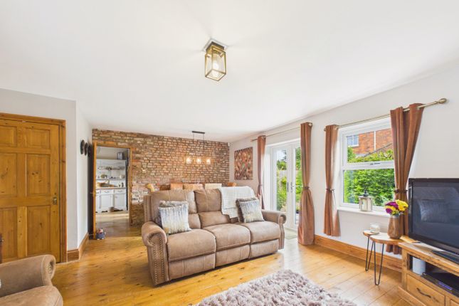 19b Westgate, Patrington, East Riding Of Yorkshire photo 3