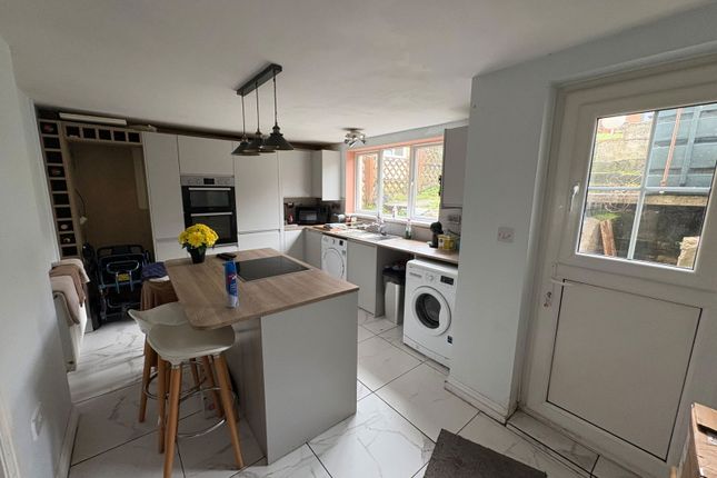 22, Park Street, Ammanford photo 2