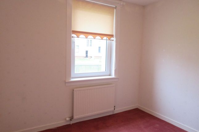 Flat to rent in Byron Street, Law, Dundee