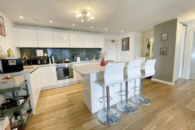 2-bed flat on Apartment 312, Hatbox, Manchester, £265,000