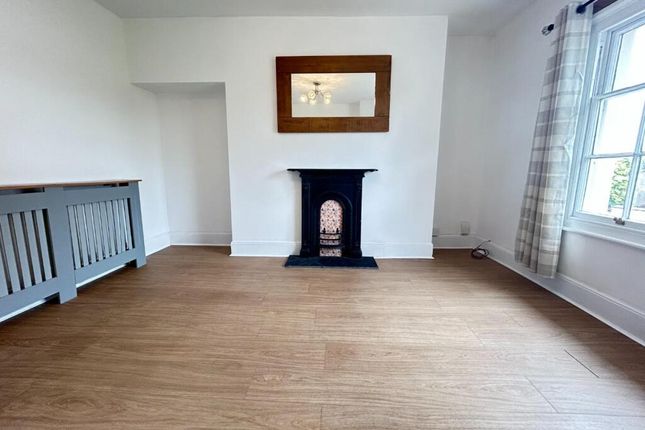Flat 4, Leamington Spa photo 5