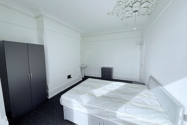 Room 3, Nottingham photo 3