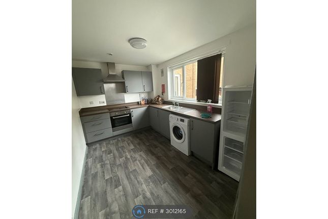 Cecil Avenue, Bradford photo 2
