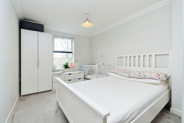 Flat for sale in 17 Stanley Road, Sutton