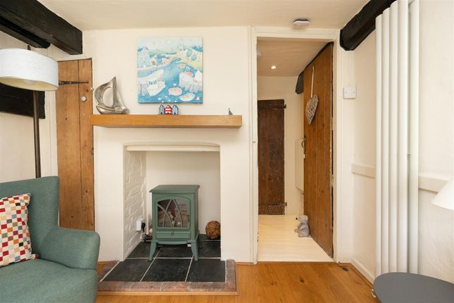 Rear of 104, High Street, Hastings photo 4