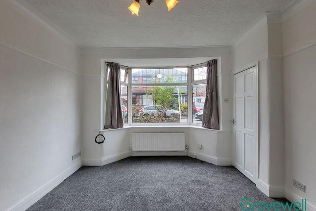 25 Assheton Crescent, Manchester photo 3
