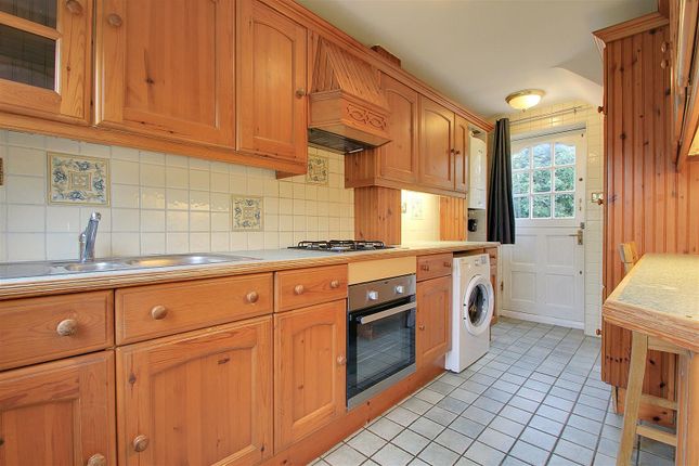 7, William Court, Hemel Hempstead photo 3