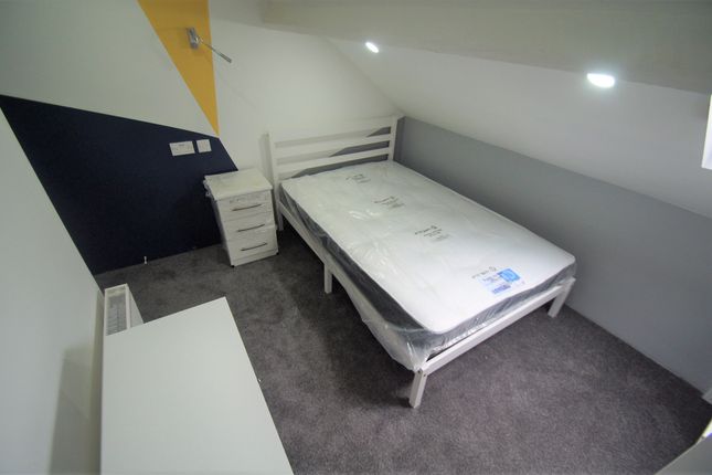 Thumbnail Room to rent in Kingsway, Coventry