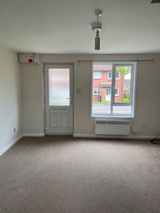 165 Allington Close, Taunton photo 5