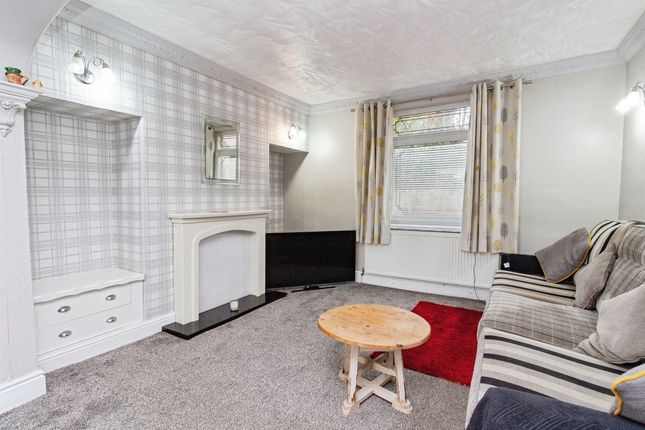 24, King Street, Leek photo 4